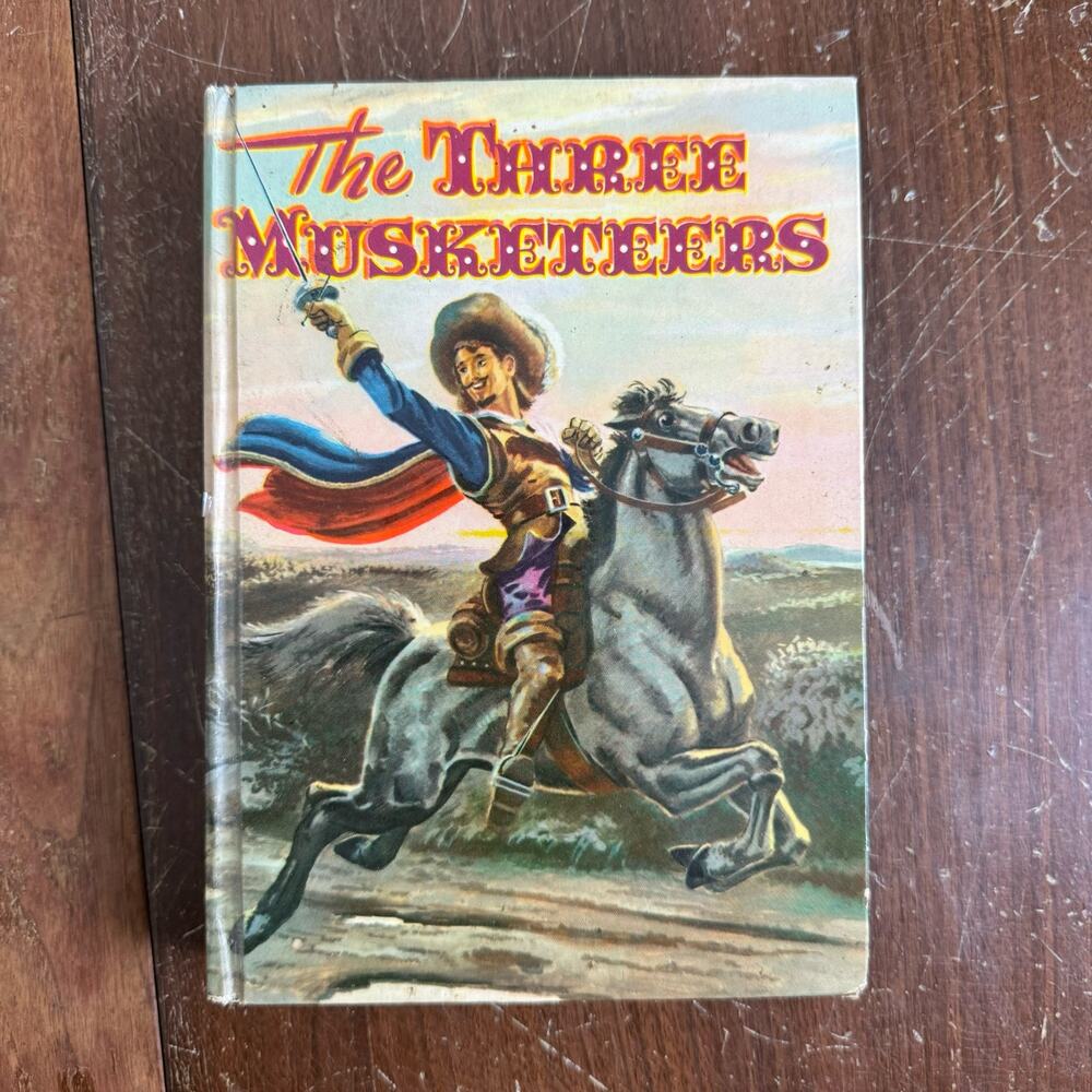 The Three Musketeers VINTAGE 1956 Alexandre Dumas Hard back‎ Children's book